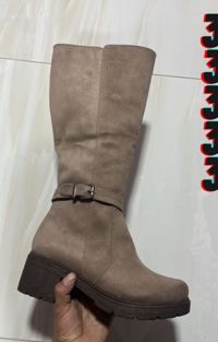 Bota Lourdes Antonia