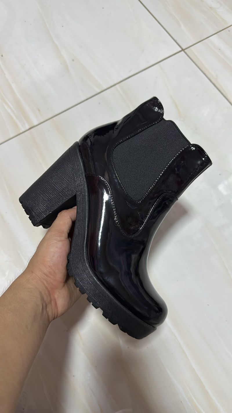 Botín Siena Black Gloss