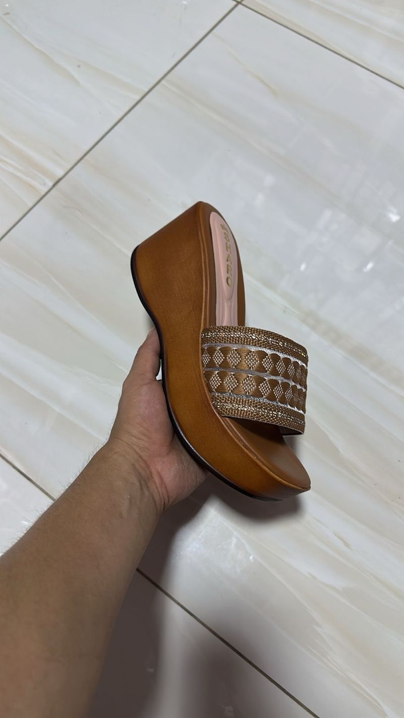 Sandalia Golden Camel Premium