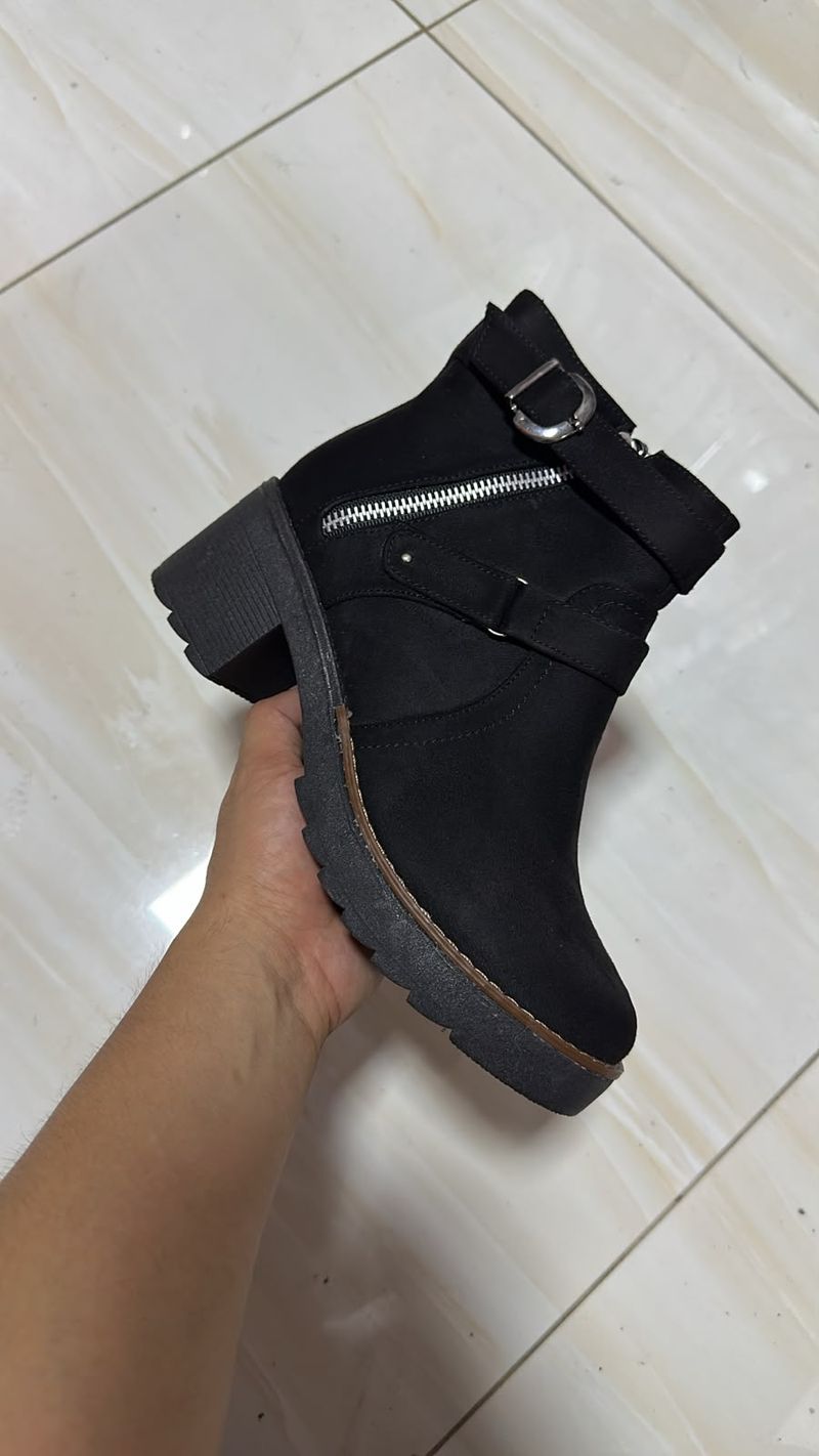 Botín Victoria Negro Casual