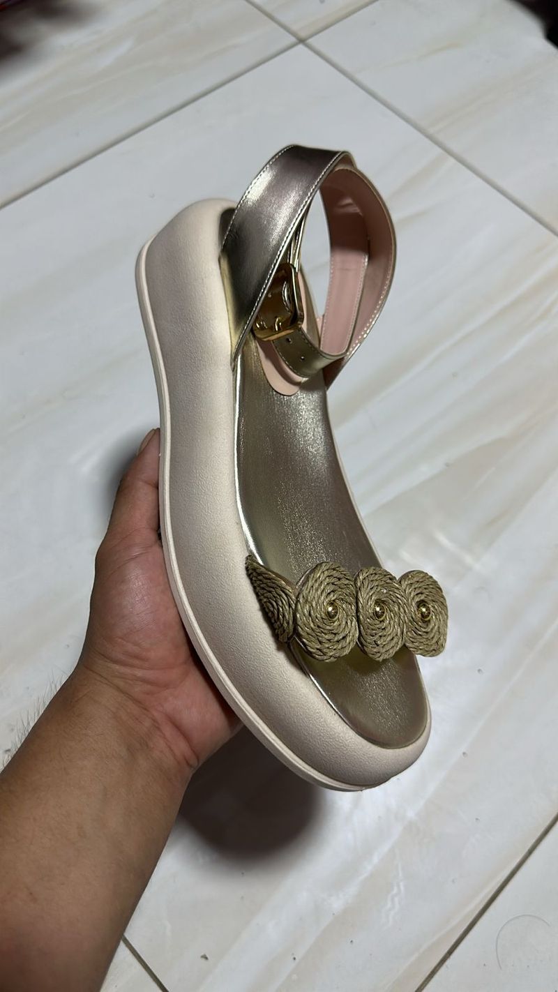 Sandalia Aura Gold