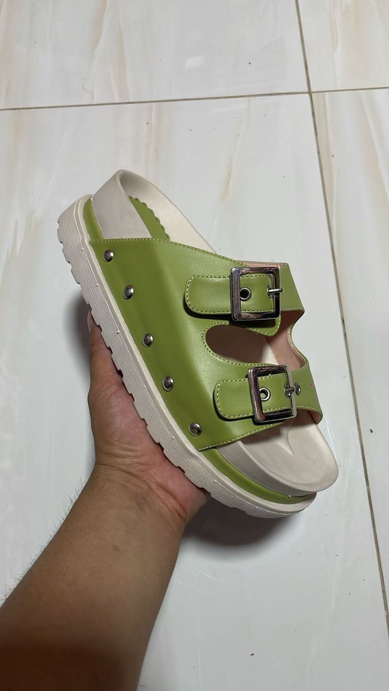 Sandalia Ariana Verde Limon