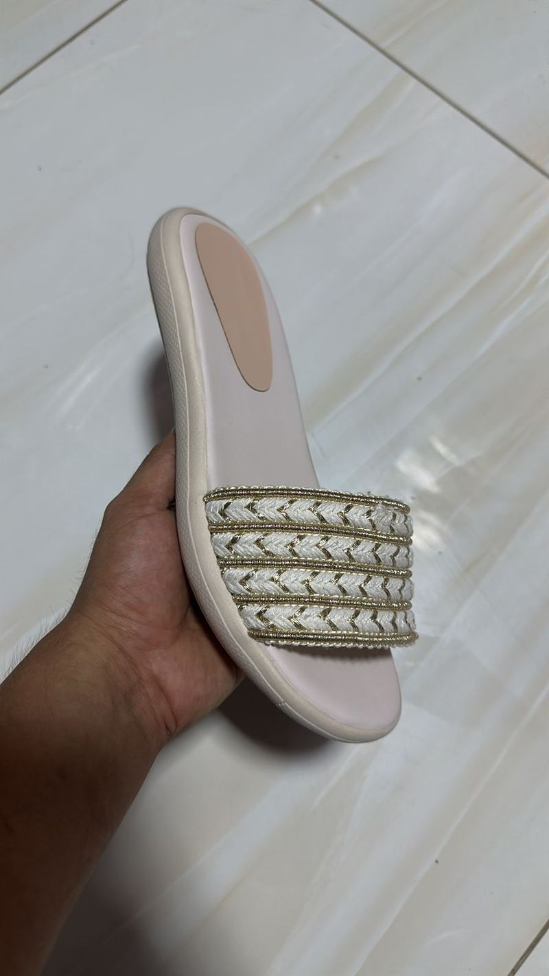 Sandalia Perla Hueso