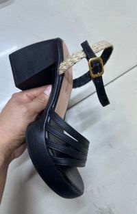 Sandalia Daniela Milagros