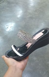 Zapatilla Dulce Antonia