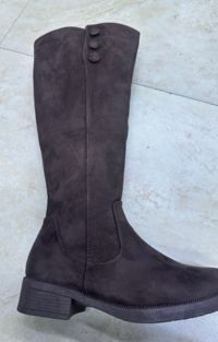 Bota Lesly Antonia
